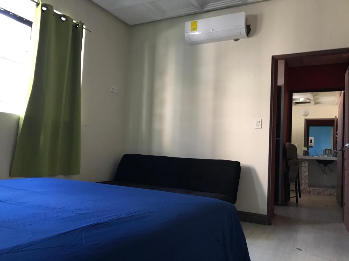Culturahumana Guesthouse Панама Экстерьер фото
